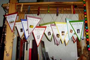 banderines del Zaguán.