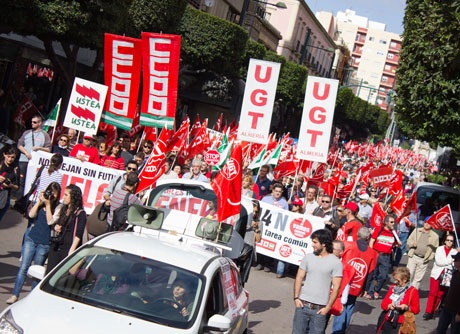 El Paseo de Almería estaba abarrotado de manifestantes el pasado 14-N. Foto. J. Expósito.